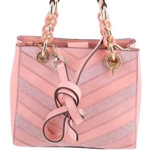 Michael Kors Cynthia Chevron in Peach 🍑